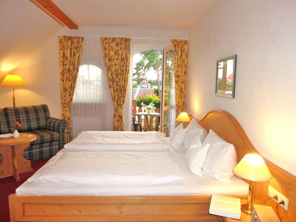Landhaus Mueritzgarten Hotel Garni Röbel Værelse billede